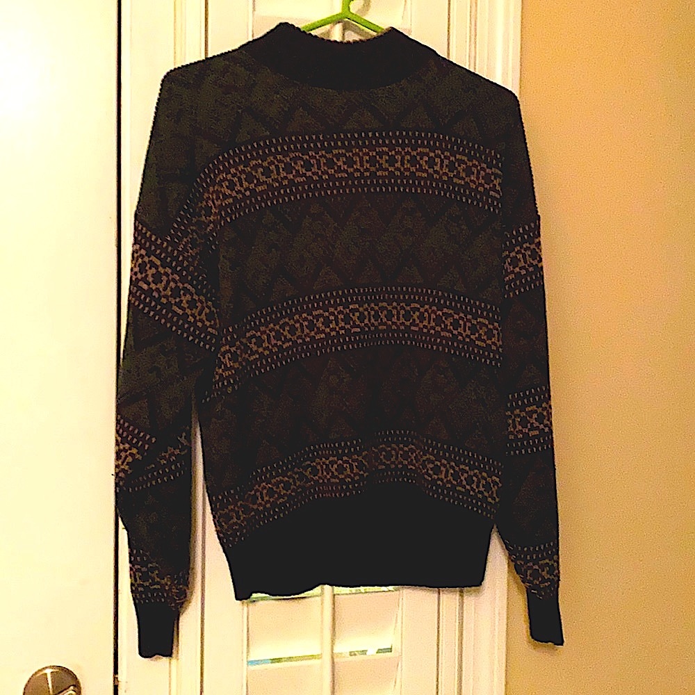 AZL long sleeve sweater